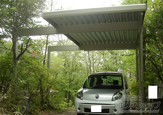 栃木県那須郡那須町ののカーポート ジーポートneo 1台用 Aタイプ 角柱仕様 積雪〜100cm対応 施工例