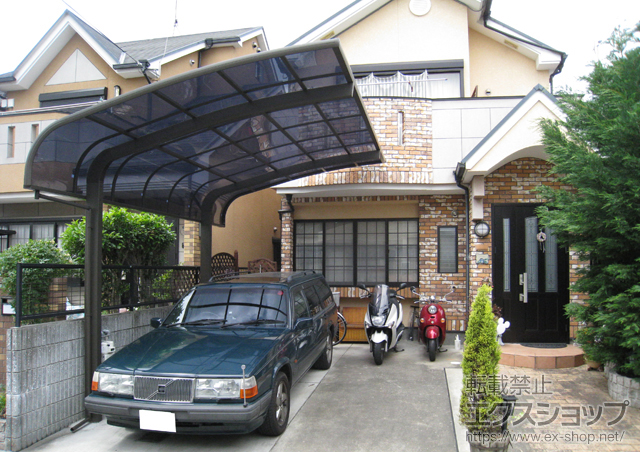 京都府京都市のLIXIL リクシル（トステム）のカーポート テールポートシグマIII　積雪〜30cm対応 施工例