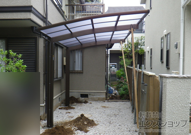 千葉県松戸市ののカーポート レイナポート 積雪〜20cm対応+枯葉よけネット 51/54用兼用 施工例