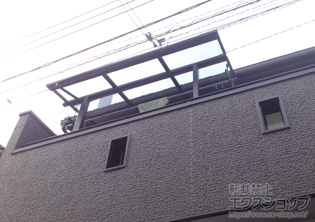 埼玉県越谷市のLIXIL リクシル（トステム）のバルコニー・ベランダ屋根 ライザーテラスII F型 屋根タイプ 積雪対応〜20? 施工例