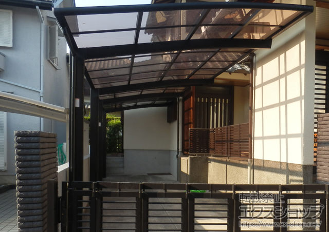 大阪府堺市のLIXIL リクシル（トステム）のカーポート カーブポートシグマIII 積雪〜30cm対応 施工例