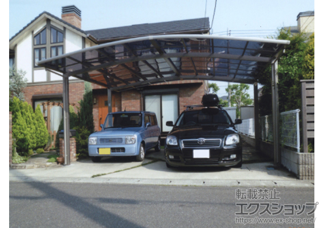 千葉県四街道市のLIXIL リクシル（トステム）のカーポート カーブポートシグマIII ワイド 積雪〜30cm対応 施工例