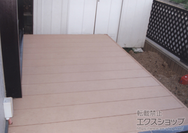 埼玉県川口市ののウッドデッキ リウッドデッキ 200 単体 施工例