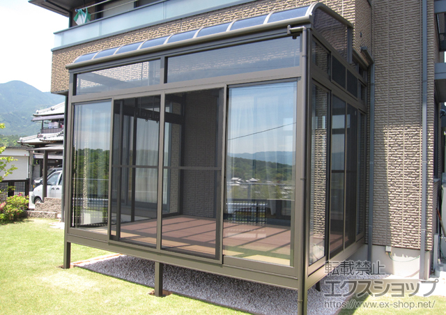 奈良県五條市のLIXIL リクシル（トステム）のテラス囲い・サンルーム ほせるんですII R型 床納まり 施工例