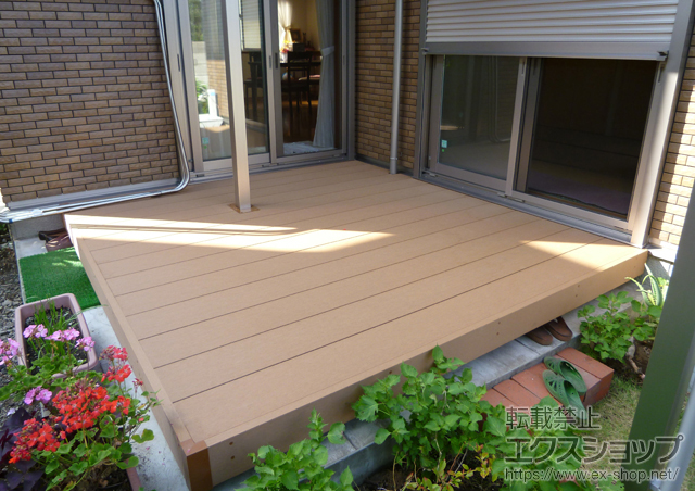 東京都杉並区ののウッドデッキ、テラス屋根、カーポート リウッドデッキ 施工例