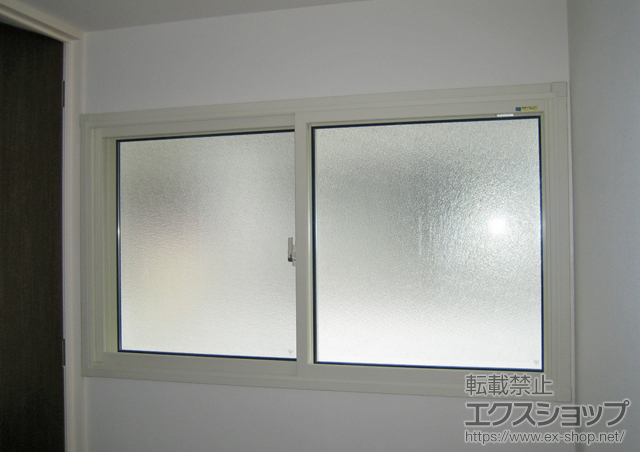 栃木県宇都宮市のの二重窓（内窓） インプラス ダストバリア仕様 引違い窓 2枚建+ふかし枠（20mm）4方カーテンレール 施工例