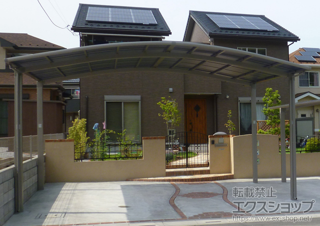 埼玉県日高市のLIXIL リクシル（トステム）のカーポート カーブポートシグマIII ワイド 積雪〜30cm対応 施工例