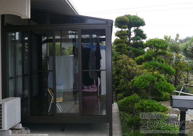 群馬県邑楽郡板倉町のLIXIL リクシル（トステム）のテラス囲い・サンルーム ほせるんですII F型 床納まり 施工例