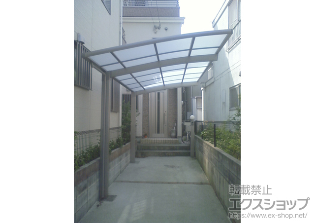 東京都町田市のLIXIL リクシル（トステム）のカーポート カーブポートシグマ? レギュラータイプ 積雪〜30cm対応 施工例