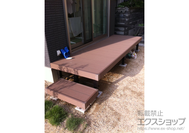 愛知県一宮市ののウッドデッキ リウッドデッキ 200 単体 +リウッドデッキ 200 独立式リウッドステップ2型 施工例
