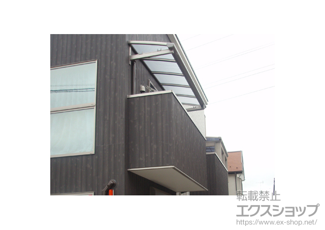神奈川県川崎市のLIXIL リクシル（トステム）のバルコニー・ベランダ屋根 パワーアルファ L型 ルーフタイプ 単体 積雪〜20cm対応+ルーフ用竿掛け 4個入 施工例