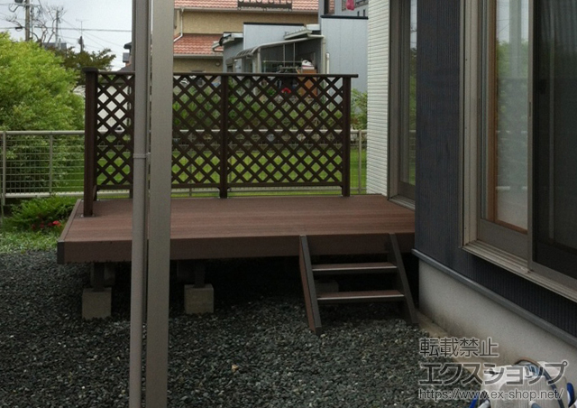 熊本県宇城市のLIXIL リクシル（トステム）のウッドデッキ リコステージII 単体 +デッキフェンス(3スパン直角コーナー)+リコステージII ステップ 施工例