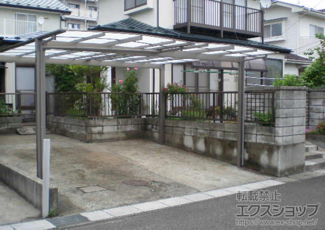 宮城県塩釜市のLIXIL リクシル（トステム）のカーポート エックスルーフ ワイド 積雪〜30ｃｍ対応 施工例