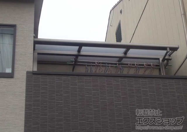 京都府京都市のLIXIL リクシル（トステム）のバルコニー・ベランダ屋根 ライザーテラス? F型 屋根タイプ 積雪〜20cm対応 施工例