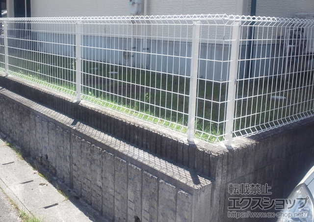 宮城県名取市ののフェンス・柵 イーネットフェンス1F型 自由柱タイプ 施工例