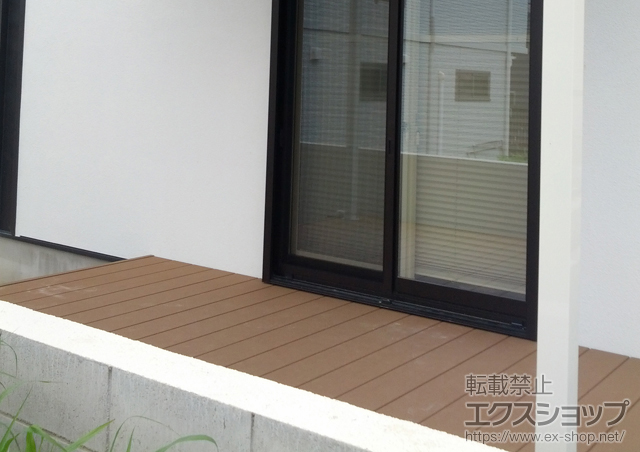 愛知県大府市のLIXIL リクシル（トステム）のウッドデッキ リコステージII 施工例