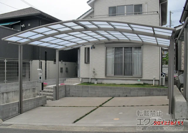 兵庫県明石市のLIXIL リクシル（トステム）のカーポート カーブポートシグマIII ワイド 積雪～30cm対応 施工例