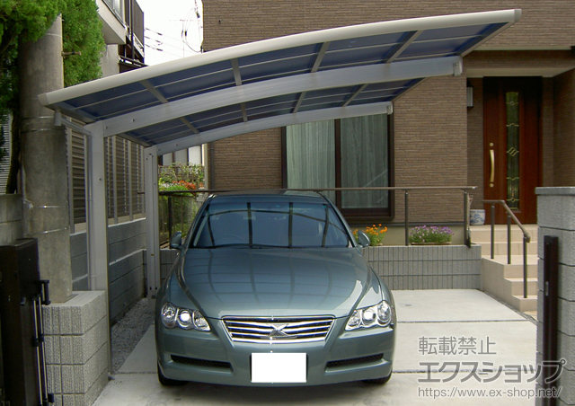 東京都日野市ののカーポート レイナポート 積雪〜20cm対応+着脱式サポート柱（2本入り） 施工例