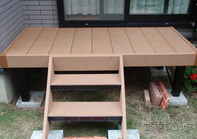 ��ʌ��������܎s��YKKAP�̃E�b�h�f�b�L ���E�b�h�f�b�L200 �P��+���E�b�h�X�e�b�v5�^ T�^�C�v2�i �{�H��