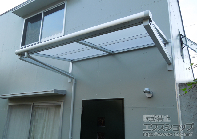 広島県広島市のLIXIL リクシル（トステム）のテラス屋根 ライザーテラスII F型 ルーフタイプ 単体 積雪〜20cm対応 施工例