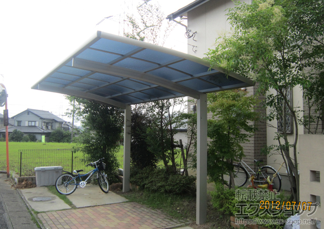 福岡県小郡市ののカーポート レイナポート 積雪〜20cm対応 施工例