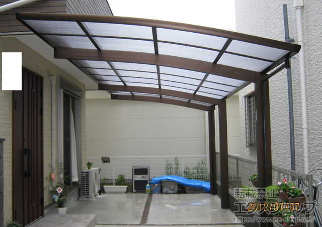 大阪府大阪市ののカーポート レイナポート 延長 積雪〜20?対応 施工例