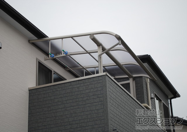 兵庫県尼崎市ののテラス屋根 プレシオステラス R型 屋根タイプ 積雪〜20?対応 施工例