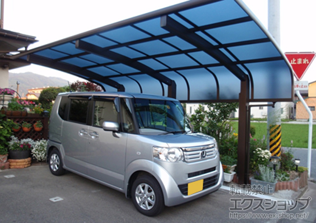 福島県会津若松市ののカーポート レイナキャップポート50 積雪〜50cm対応+着脱式サポート柱 3本 施工例