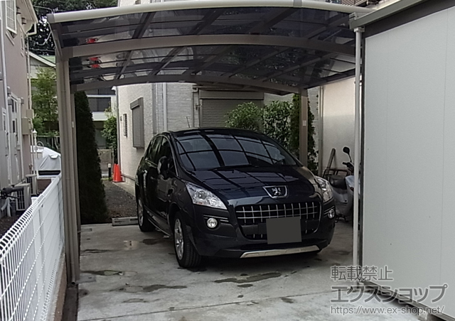 東京都杉並区のLIXIL リクシル（トステム）のカーポート カーブポートシグマIII ワイド 積雪〜30cm対応 施工例