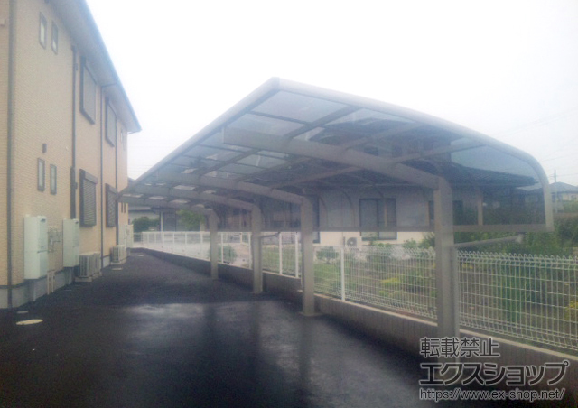 埼玉県本庄市ののカーポート プレシオスポート アルファ縦連棟 積雪〜20cm対応 施工例