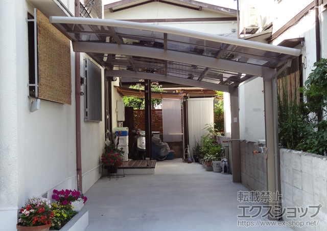 奈良県大和郡山市のLIXIL リクシル（トステム）のカーポート カーブポートシグマIII 積雪〜30?対応 施工例