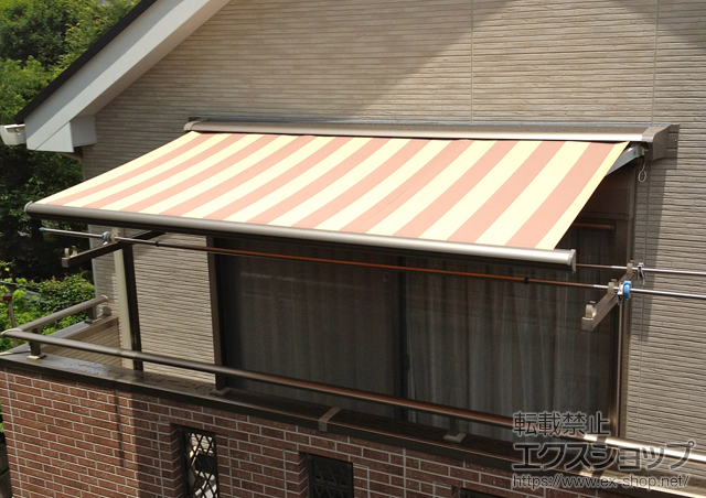 神奈川県横浜市のLIXIL リクシル（トステム）のオーニング・日よけ 彩鳥C型 ボックスタイプ 施工例