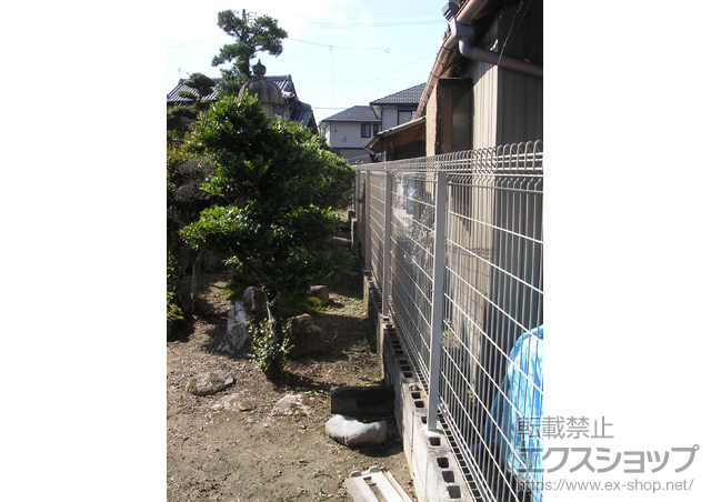 愛知県江南市ののフェンス・柵 メッシュフェンス G10 フリー支柱タイプ 施工例