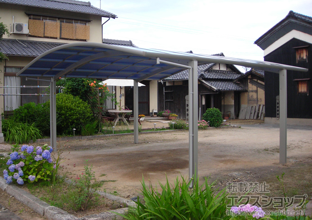 岡山県岡山市ののカーポート レイナツインポート 積雪〜20cm対応+収納式物干しセット 2型 2本入り 施工例