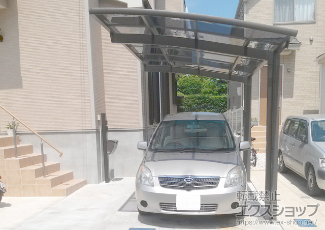 千葉県松戸市のLIXIL リクシル（トステム）のカーポート カーブポートシグマIII 積雪〜30cm対応 施工例