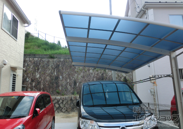 広島県広島市ののカーポート レイナポート 積雪〜20cm対応+レイナポート 水平式物干し(カーポート柱用) 施工例