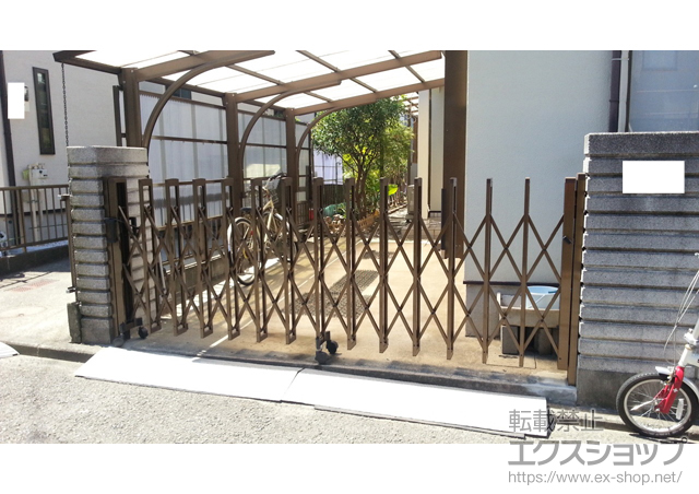 神奈川県横浜市ののカーゲート カムフィM ノンレール　キャスタータイプ 34S 施工例