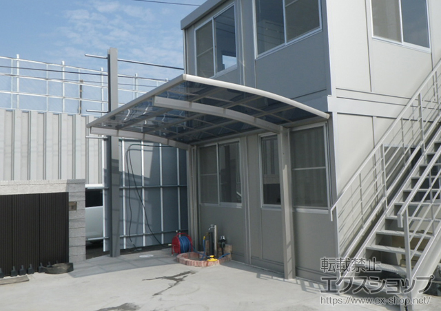 埼玉県三郷市ののカーポート レイナポート 積雪〜20cm対応 施工例