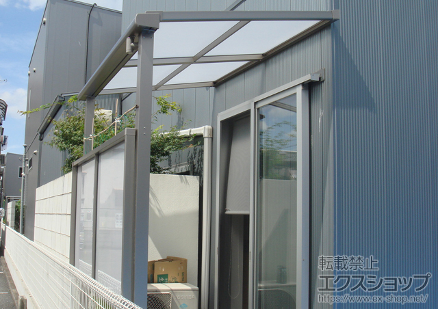 大阪府藤井寺市のLIXIL リクシル（トステム）のテラス屋根 ライザーテラスII F型 テラスタイプ 積雪〜20?対応+ライザーテラスII F型 テラスタイプ 前面スクリーン1段 施工例