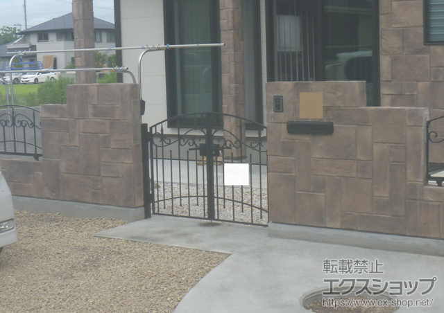徳島県阿南市のの門扉 コラゾン3型 両開き 柱使用 施工例