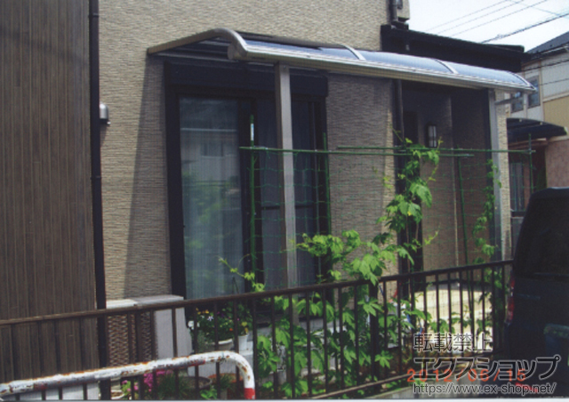 埼玉県川口市ののテラス屋根 プレシオステラス R型 テラスタイプ 単体 　積雪〜20cm対応 施工例