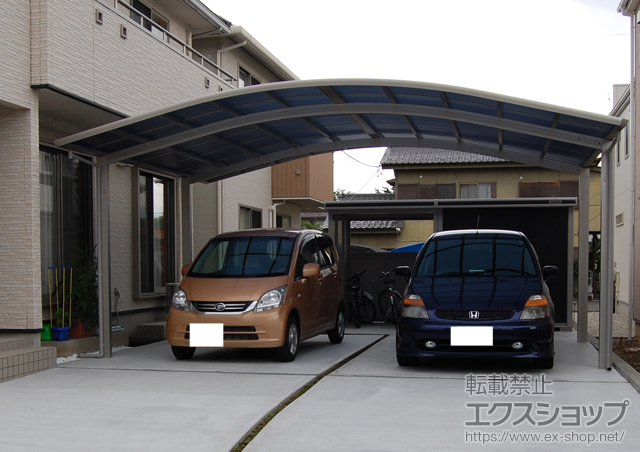 山梨県中央市ののカーポート レイナツインポート 積雪〜20cm対応 施工例