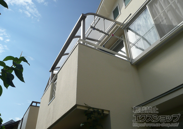埼玉県所沢市のLIXIL リクシル（トステム）のバルコニー・ベランダ屋根 ライザーテラスII R型 屋根タイプ 単体 施工例