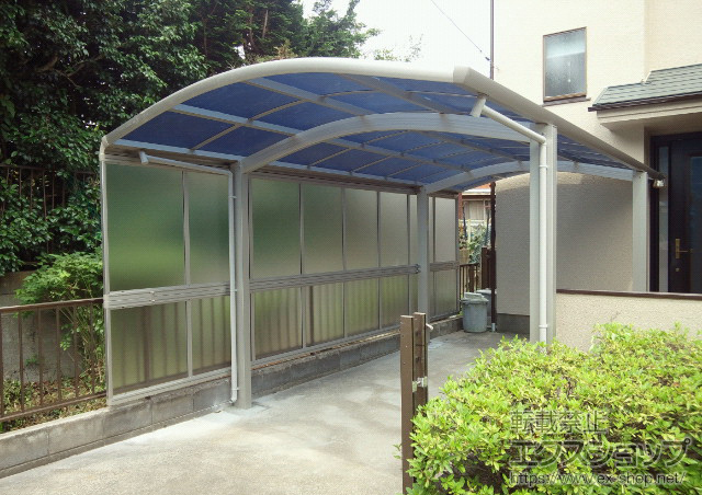 埼玉県所沢市ののカーポート レイナワンポート 積雪〜20cm対応+サイドパネル 2段仕様 施工例