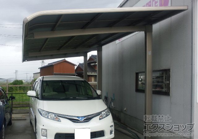 福岡県三潴郡大木町のLIXIL リクシル（トステム）のカーポート レガーナポートシグマIII 延長 積雪〜30cm対応 雨樋なしタイプ 施工例