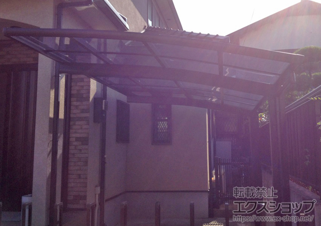 兵庫県宝塚市ののカーポート レイナポート?積雪〜20cm対応
幅=2,550mm 施工例