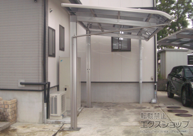 福島県福島市のLIXIL リクシル（トステム）のカーポート レガーナポートシグマIII 耐風圧強度仕様 積雪〜30cm対応 施工例