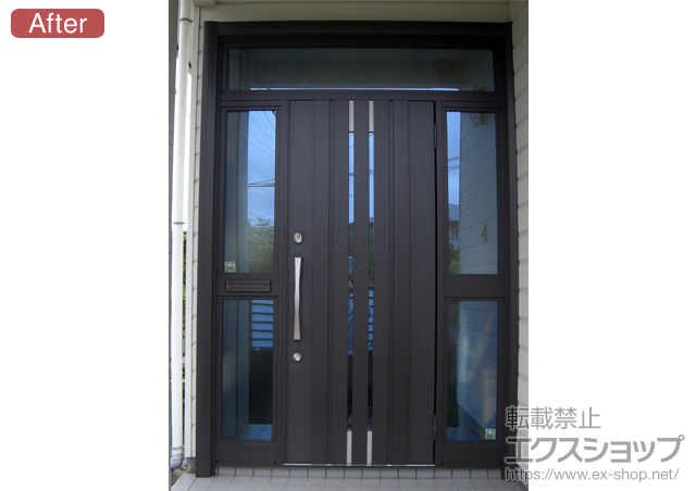 宮城県多賀城市のLIXIL リクシル（トステム）の玄関ドア リシェント断熱仕様20　両袖ランマR/B2 ポスト付き 施工例