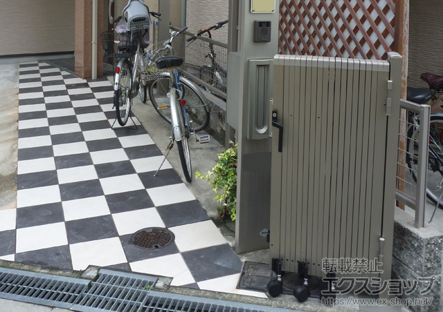 大阪府大阪市ののカーゲート トリップゲート PB型 ノンレール 片開き 49S 施工例