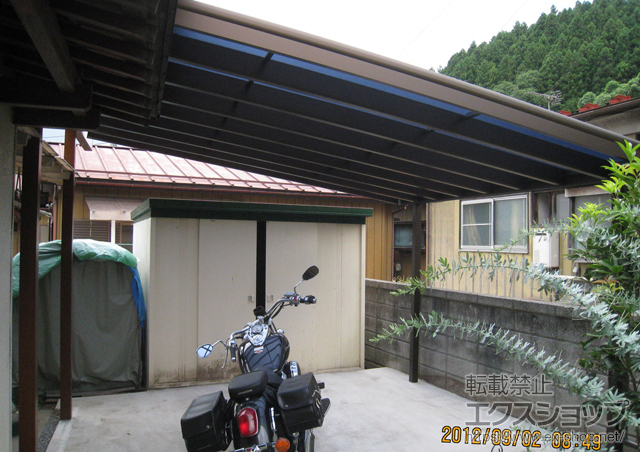 群馬県沼田市ののテラス屋根 ヴェクター F型 テラスタイプ 単体 積雪〜20cm対応 施工例